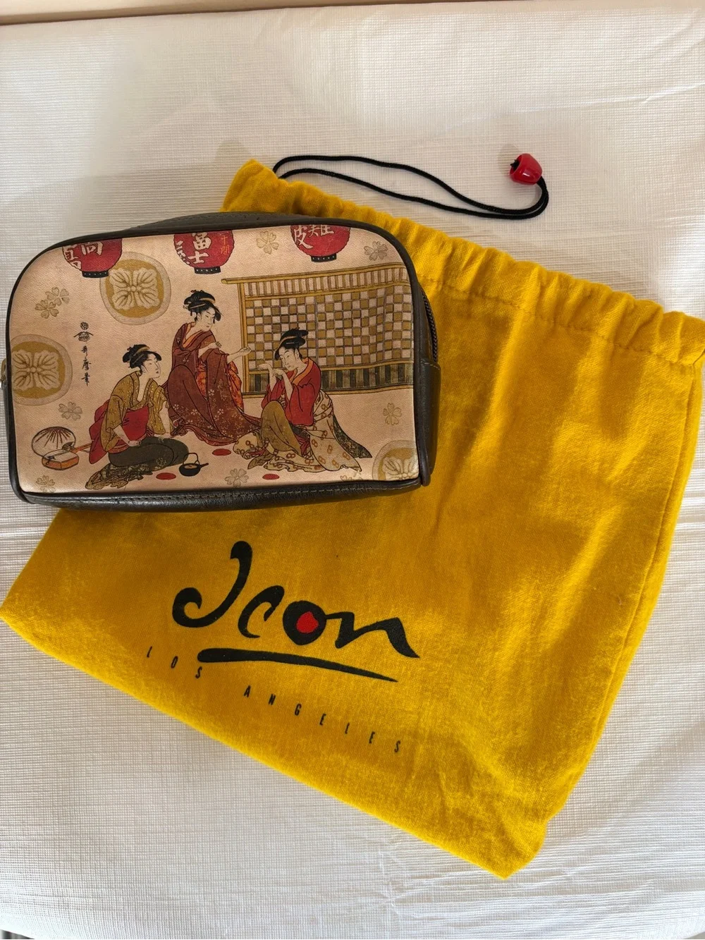 Icon Los Angeles Vintage Leather Cosmetic Pouch Case Japanese Geisha Ukiyo-e Art